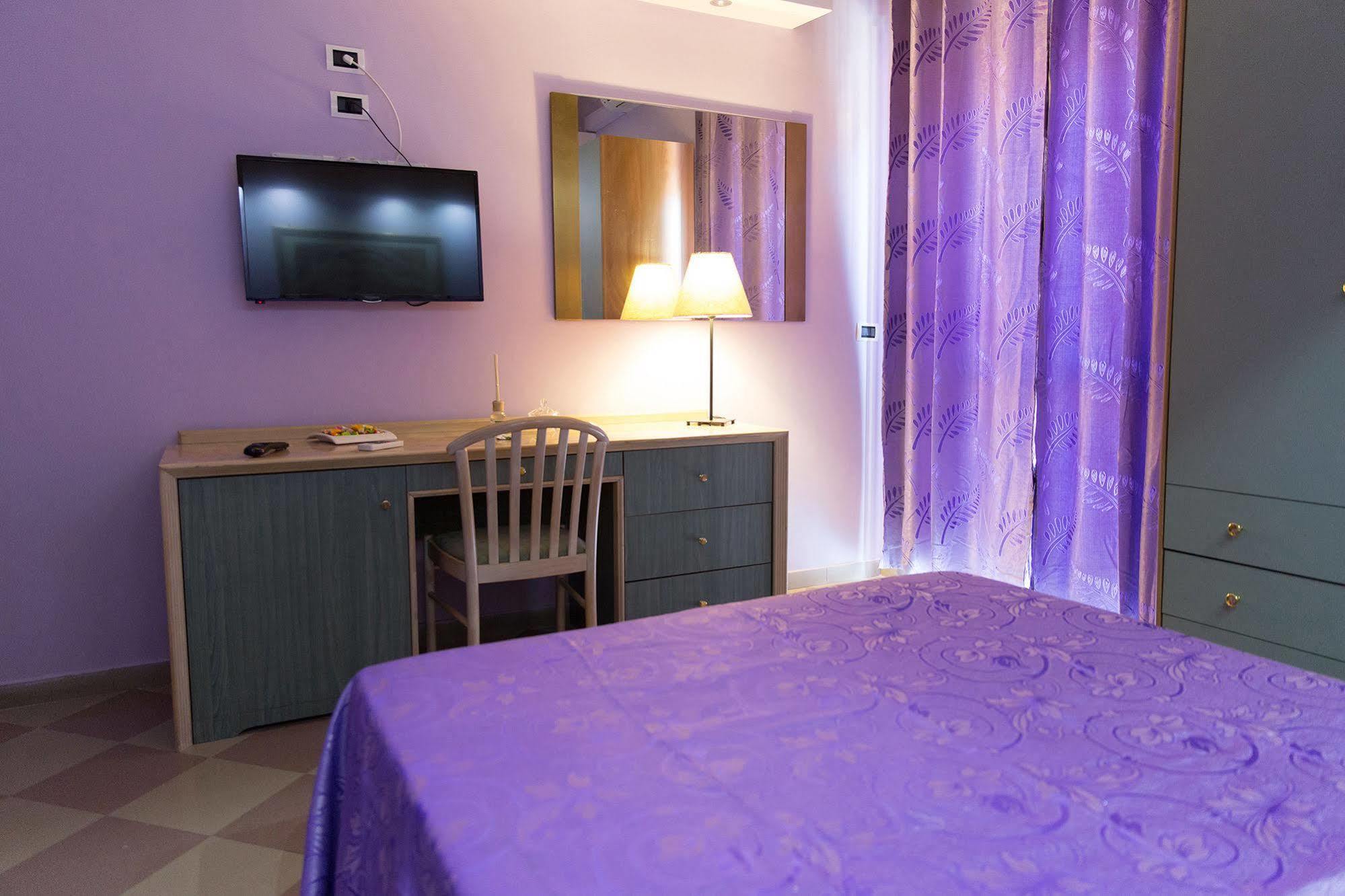 Maximo Hotel Тиволи Экстерьер фото