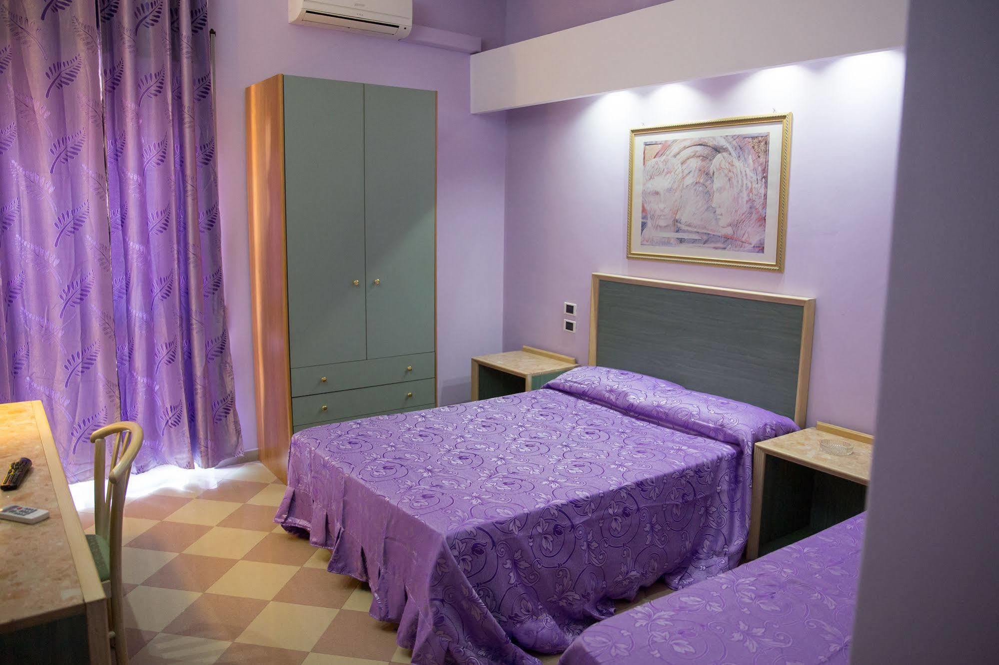 Maximo Hotel Тиволи Экстерьер фото