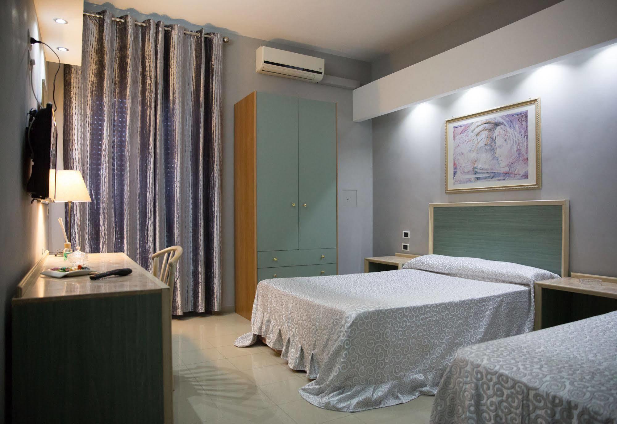 Maximo Hotel Тиволи Экстерьер фото